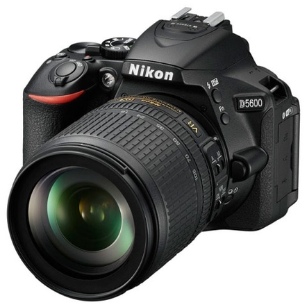 Зеркальный фотоаппарат Nikon D5600 Kit + AF-S 18-105 VR Зеркальный фотоаппарат Nikon D5600 Kit + AF-S 18-105 VR