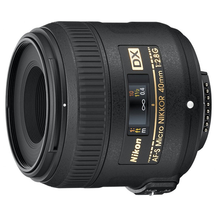 Объектив Nikon 40mm f/2.8G AF-S DX Micro Nikkor Объектив Nikon 40mm f/2.8G AF-S DX Micro Nikkor